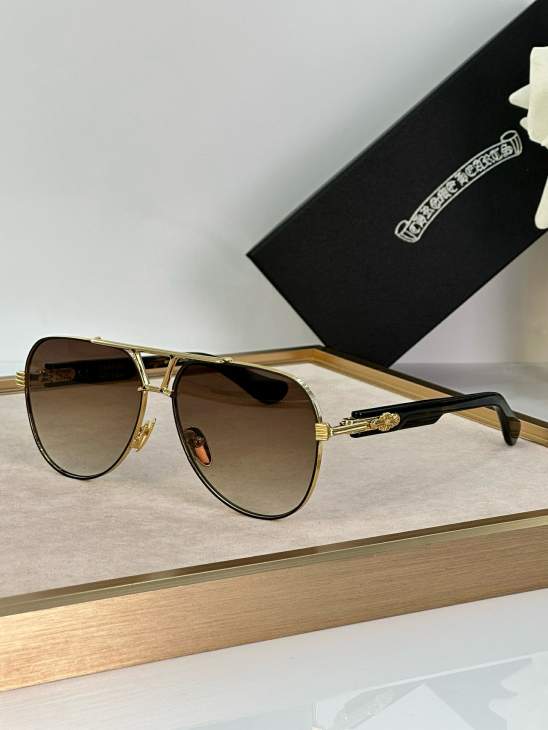 Picture of Chrome Hearts Sunglasses _SKUfw58921338fw
